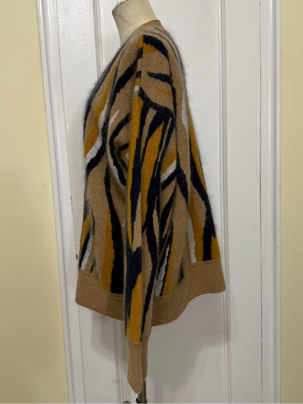 REISS
Serafina Wool Cashmere Intarsia Stripe Cardigan in Camel - Picture 10 of 14